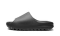 ADIDAS YEEZY
YEEZY SLIDE "Onyx"