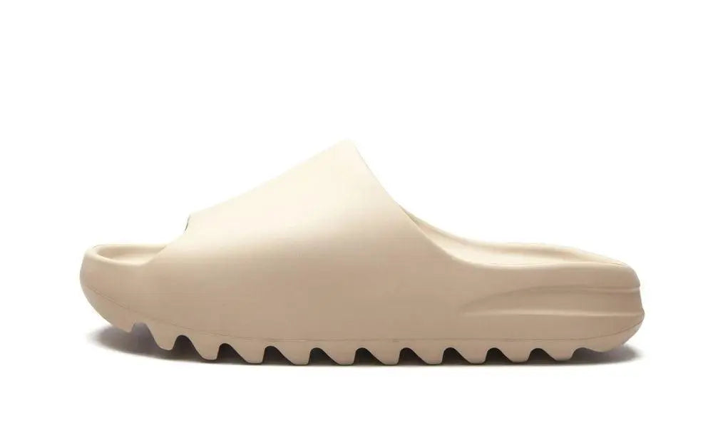 ADIDAS YEEZY
YEEZY SLIDE
"Pure 2021"
