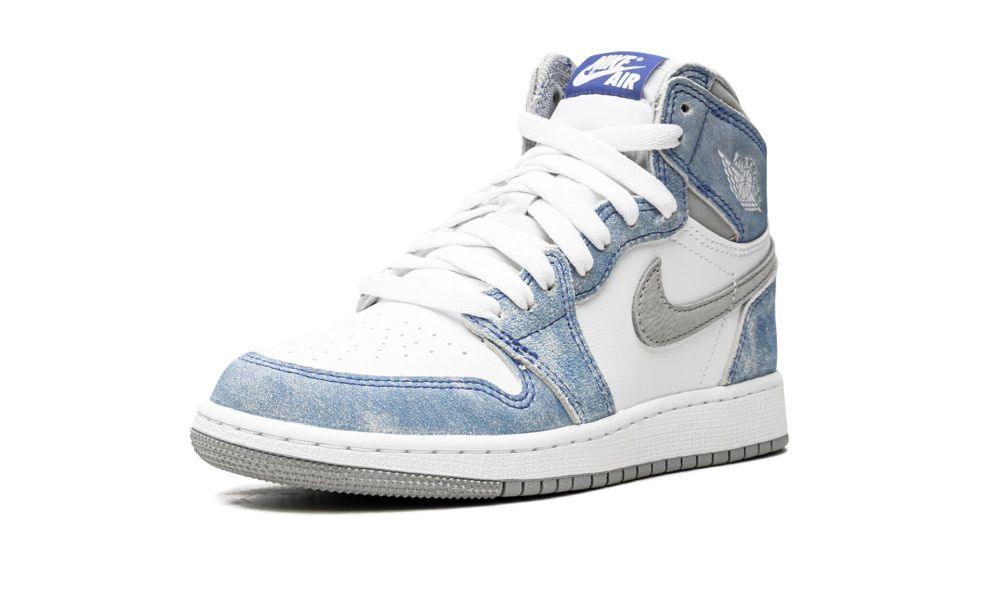 AIR JORDAN 1 HIGH OG GS
"Hyper Royal"