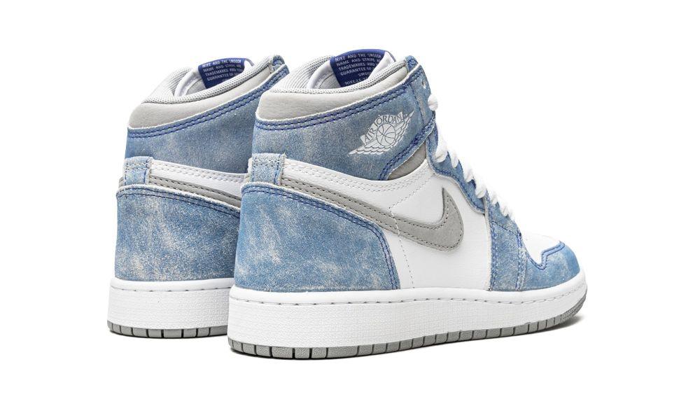 AIR JORDAN 1 HIGH OG GS
"Hyper Royal"