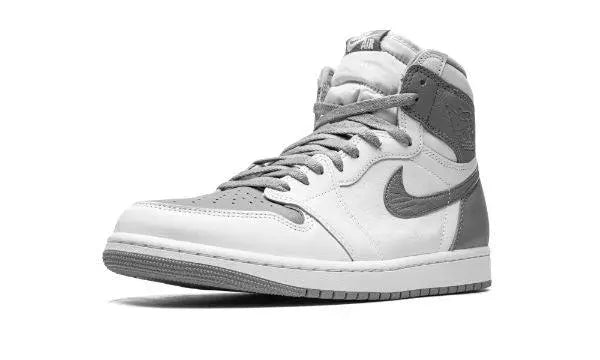 AIR JORDAN 1 HIGH OG
"Stealth"
