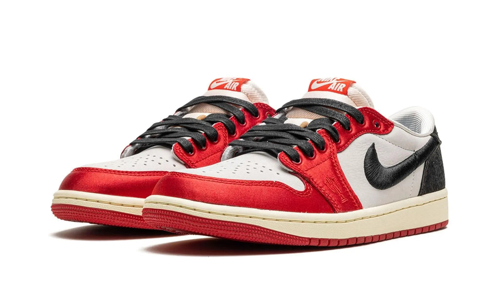 Air Jordan 1 Low Trophy Room - Away