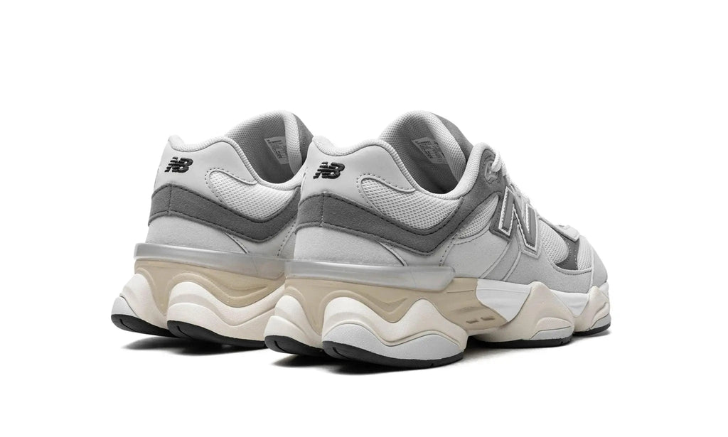 NEW BALANCE
9060 GS
"Rain Cloud"