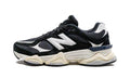 NEW BALANCE
9060
"Black / White"