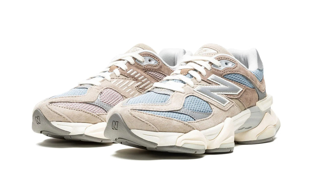 NEW BALANCE
9060
"Sea Salt/Blue"