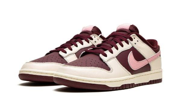 NIKE DUNK LOW PRM
"Valentine's Day 2023"