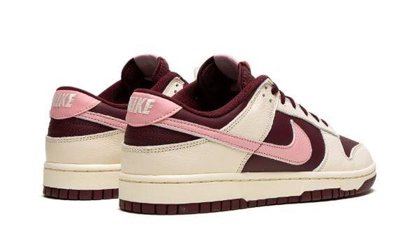 NIKE DUNK LOW PRM
"Valentine's Day 2023"