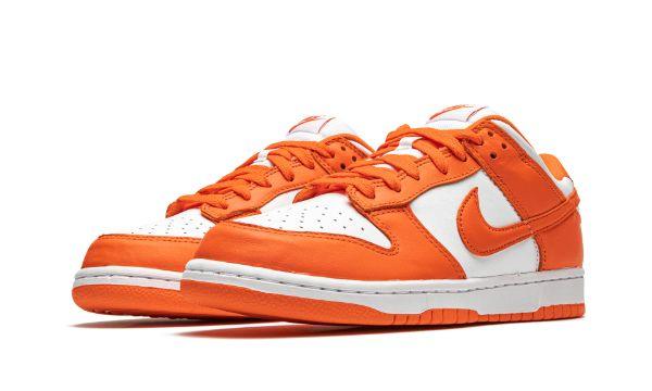 NIKE DUNK LOW RETRO
"Syracuse"