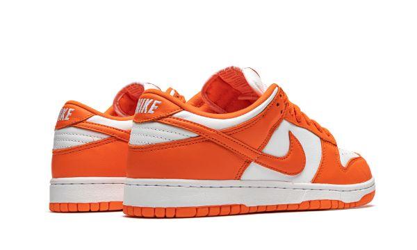 NIKE DUNK LOW RETRO
"Syracuse"