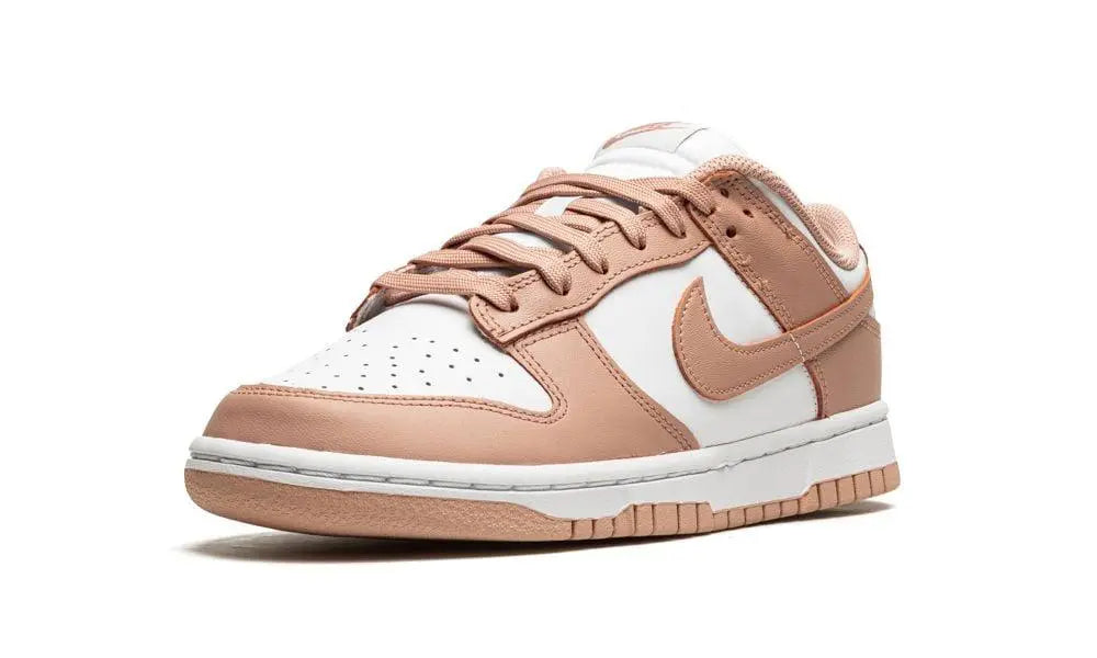 NIKE SB DUNK LOW
"Rose Whisper"