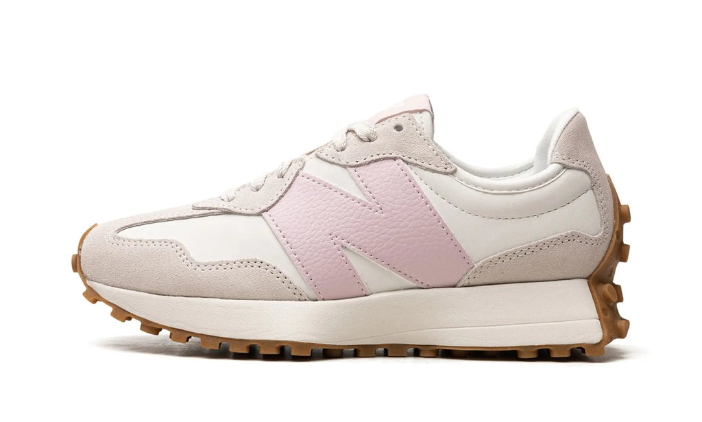 New Balance
327 WMNS
"Moonbeam December Sky"