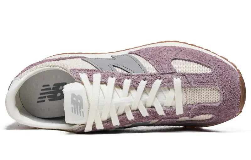 New Balance 471 - Linen/Ice Wine