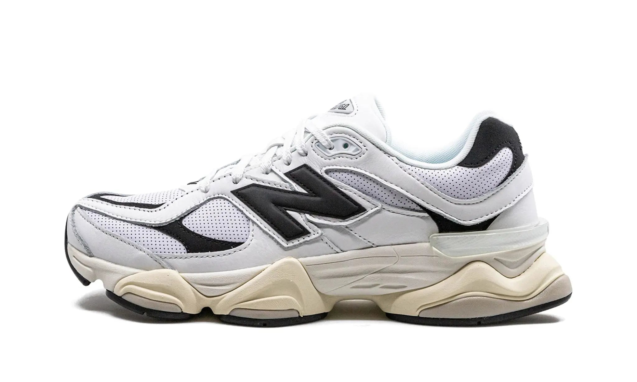 New Balance
9060
"White / Black"
