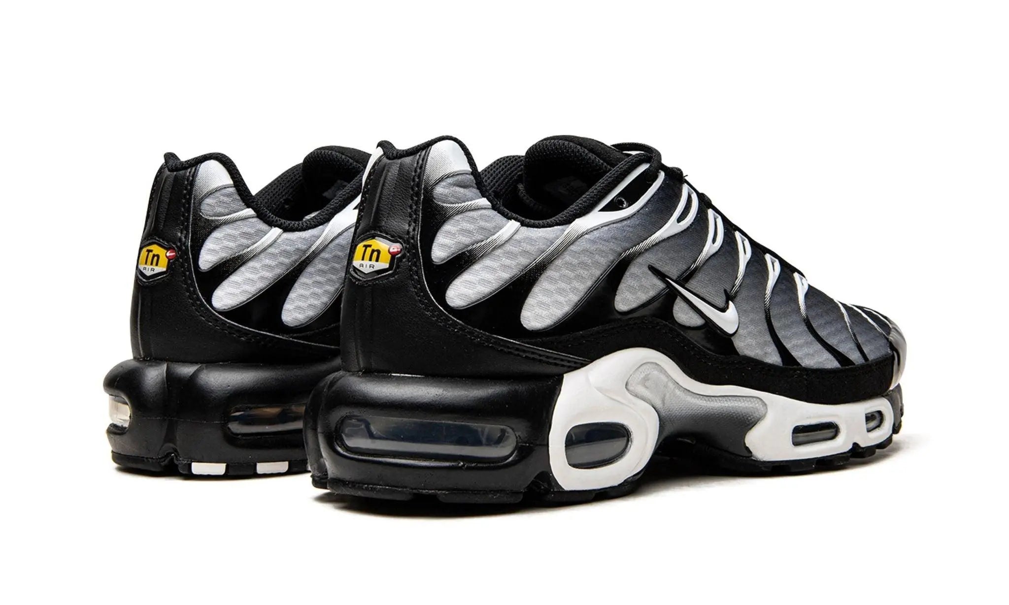 Nike Air Max Plus TN
"Black / Silver"