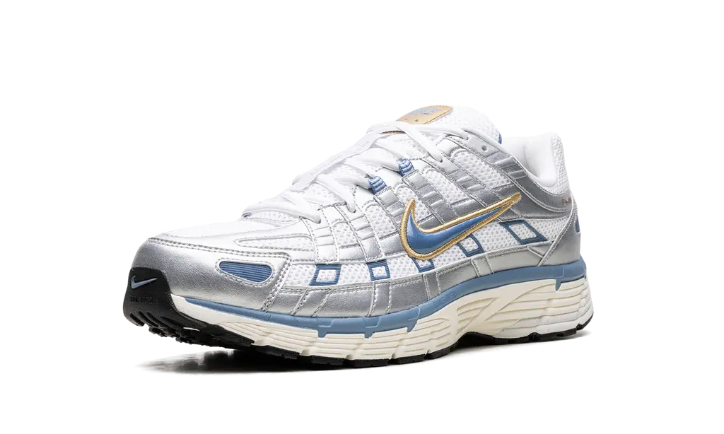 Nike P-6000
"METALLIC SILVER AEGEAN STORM"