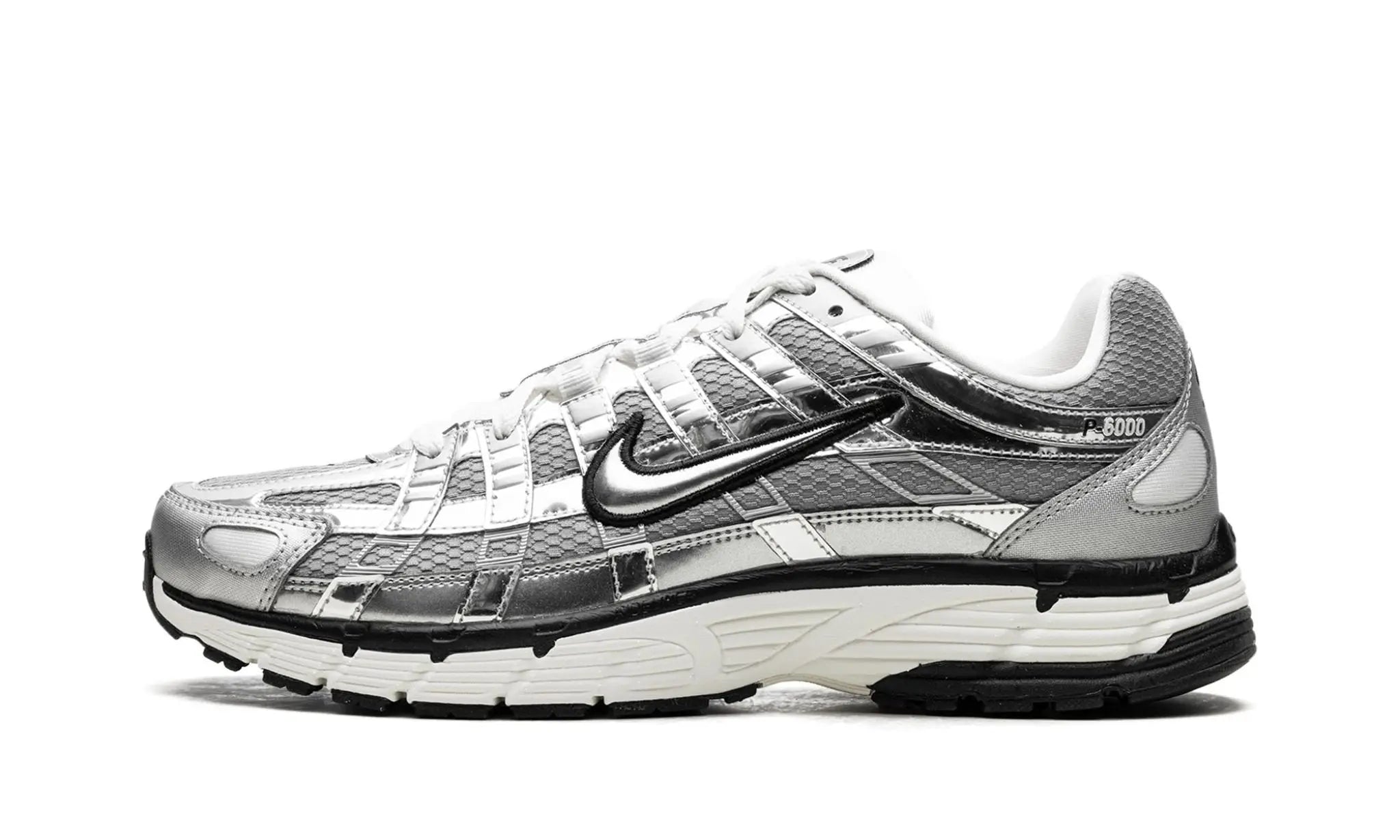 Nike
P-6000
"Metallic Silver"