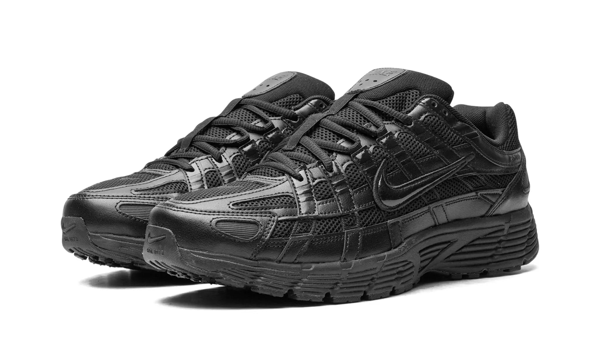 Nike
P-6000 "Triple Black"