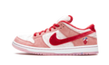 SB DUNK LOW PRO
"STRANGELOVE"