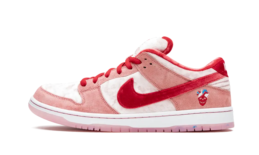 SB DUNK LOW PRO
"STRANGELOVE"